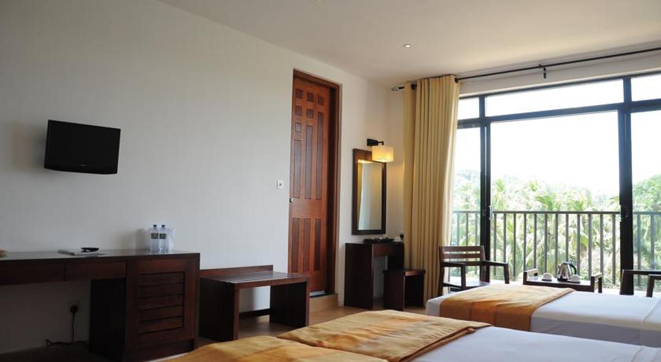 Oak Ray Regency Hotel Kandy Exterior foto